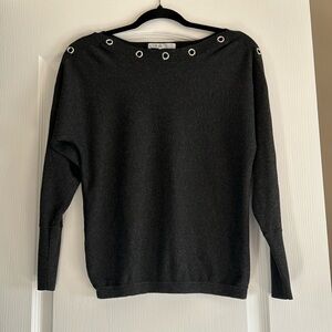 Cleo Women’s pullover sweater, size XS